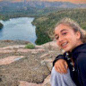 Meet your Posher, Alma